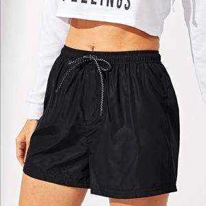 Elastic Waist Drawstring Solid Shorts